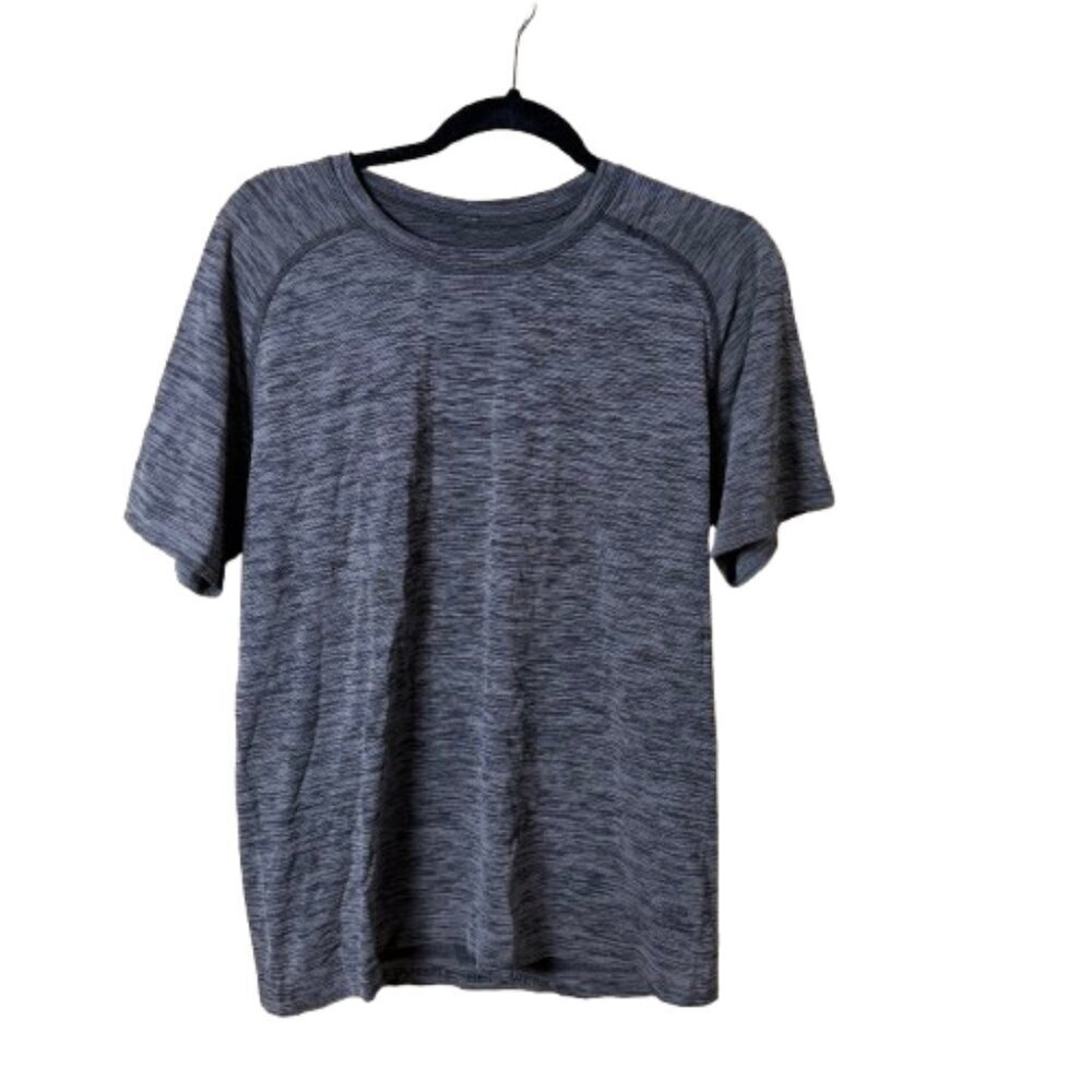 LULULEMON Metal Vent Tech Short-Sleeve Work Out Shirt Size Medium Blue Grey
